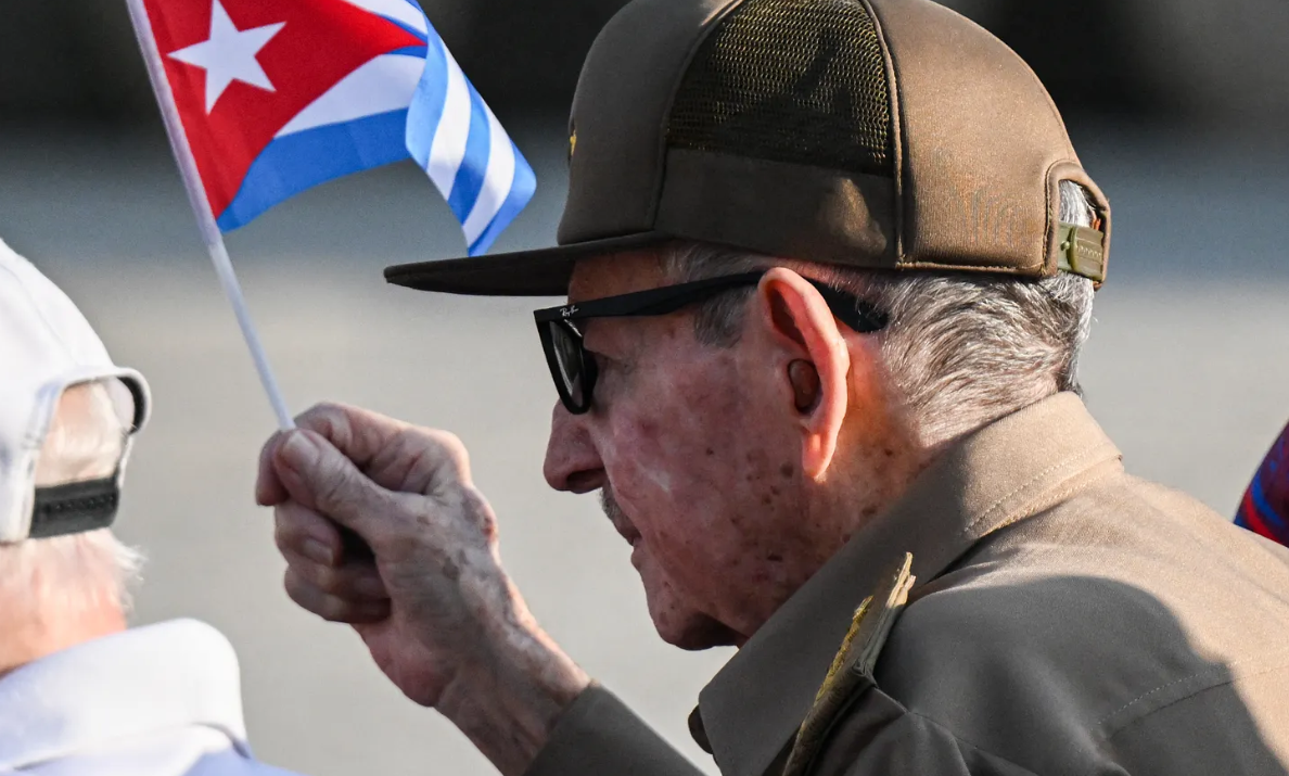Cuba Girds for Invasion as Trump Launches Raúl Castro Indictment Amid Punishing Blockade